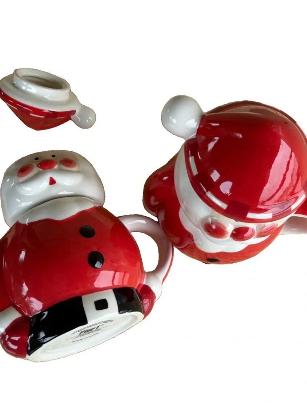 Pier 1 Spice Tea Wine infused 3 piece rare retired  Red Santa Ceramic - Set of 2